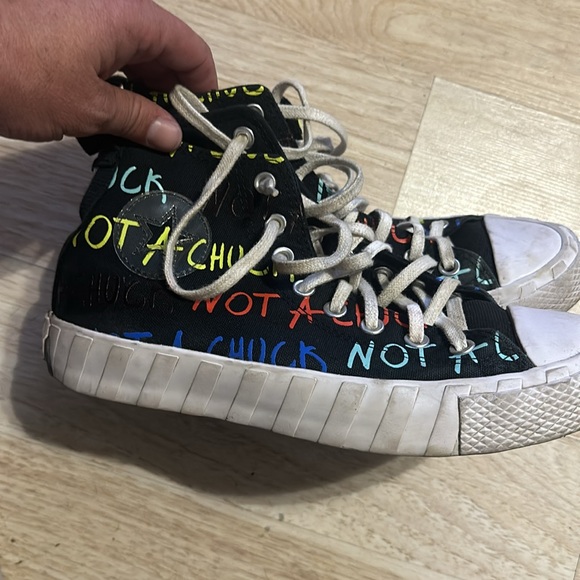 Not a Chuck hightop converse size 7 - Picture 2 of 5